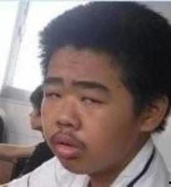 小伙请大爷吃瓜后续,小伙请大爷共享瓜香，温馨瞬间感动网友